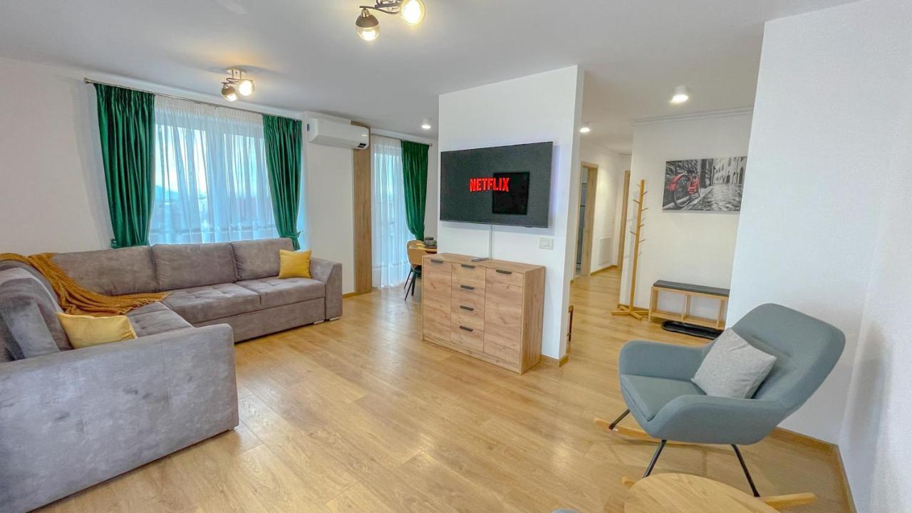Dreamview Apartment With Private Parking Brașov Exterior foto